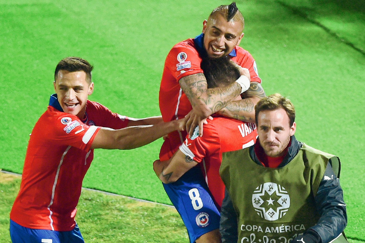 Los jugadores de Chile celebran el pase a la final de la Copa América (Foto Prensa Libre: AFP)