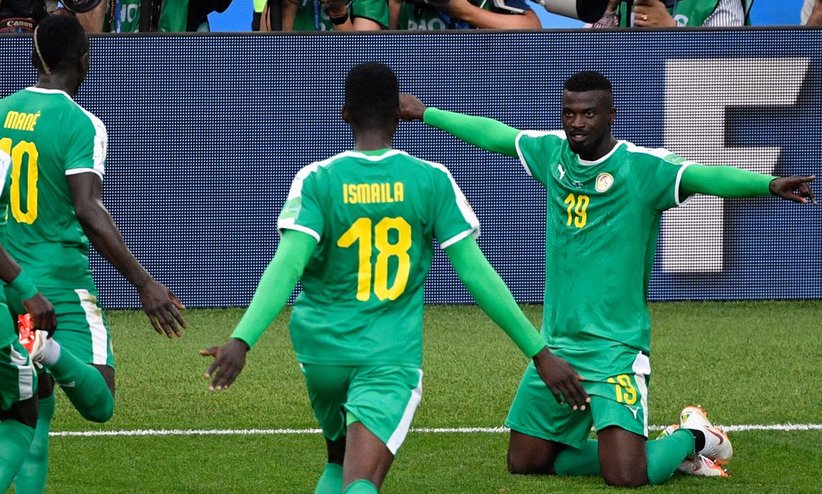 Senegal superó 2-1 a Polonia e ilusiona con otra participación histórica