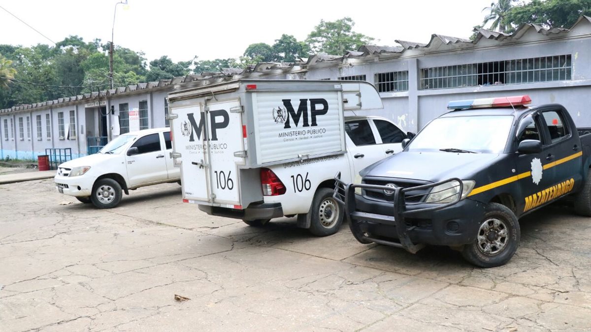 La muerte del reo José Manuel Tococ Mejía se registró a eso de las 12 horas, en la cárcel de Mazatenango, Suchitepéquez. (Foto Prensa Libre: PNC)