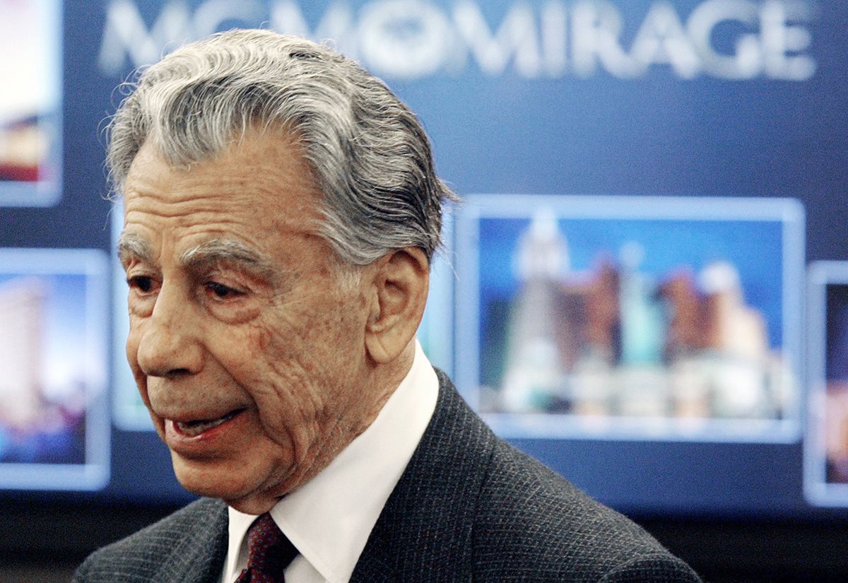 Foto de archivo del multimillonario Kirk Kerkorian. (Foto Prensa Libre: AP).