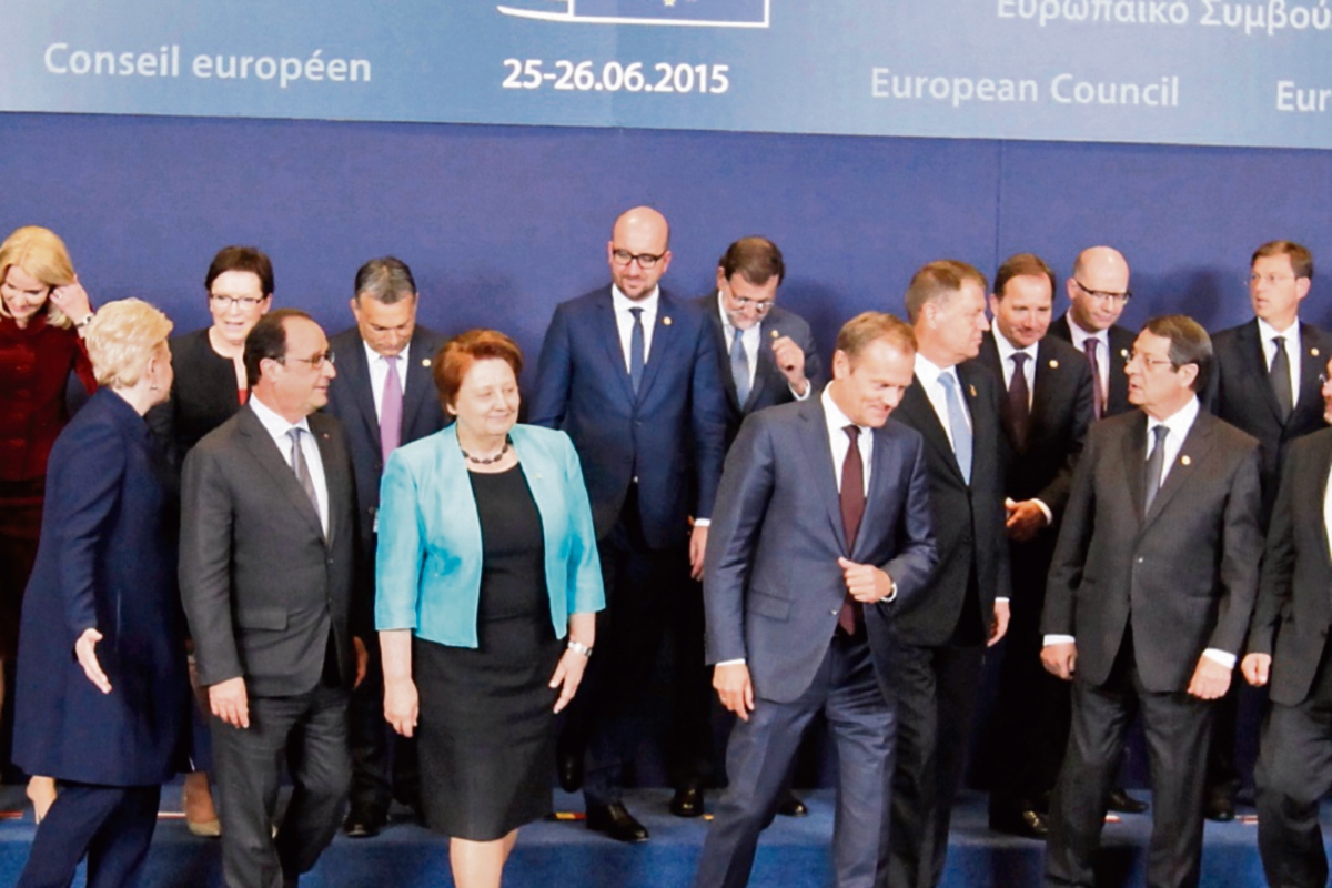 Presidentes y representantes de la Eurozona se reunieron ayer sin lograr ningún acuerdo. (Foto Prensa Libre: AP)