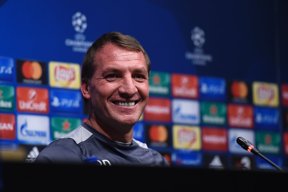 Brendan Rodgers tiene recuerdos gratos con el delantero uruguayo Luis Suárez. (Foto Prensa Libre: AFP)