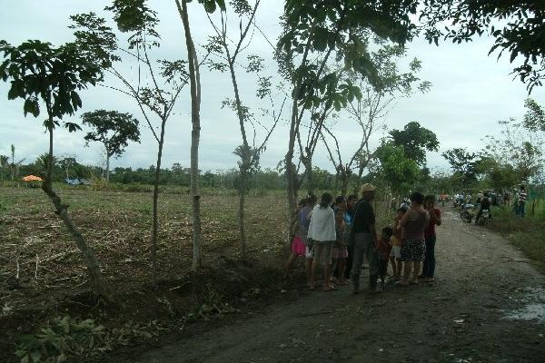 Grupos de campesinos de dos municipios de Izabal se disputan la propiedad de terreno.