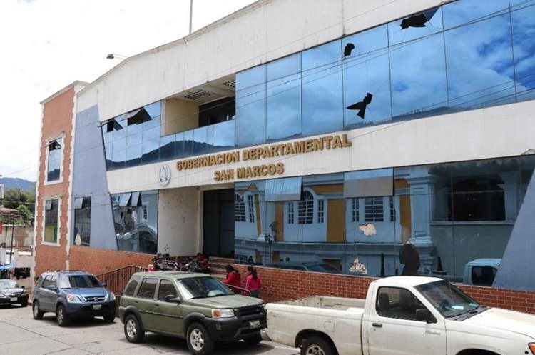 Edificio de la sede de Gobernación Departamental de San Marcos que permanece desocupada. (Foto Prensa Libre: Hemeroteca PL)