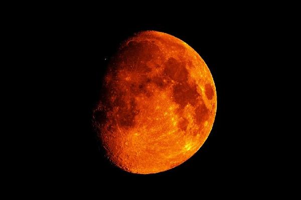 La próxima semana, la Luna será la protagonista de un eclipse que se podrá apreciar desde el continente americano.