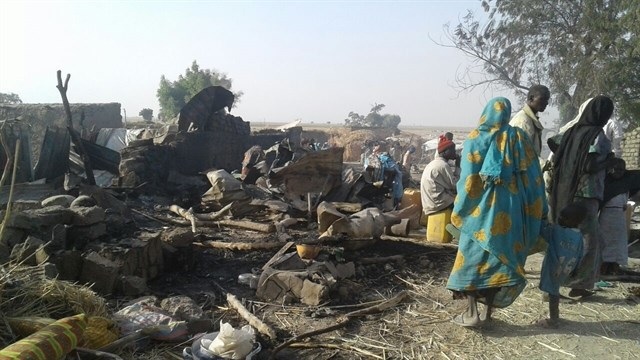 Mueren al menos 90 personas por bombardeo en Nigeria. (Foto Prensa Libre: AFP)
