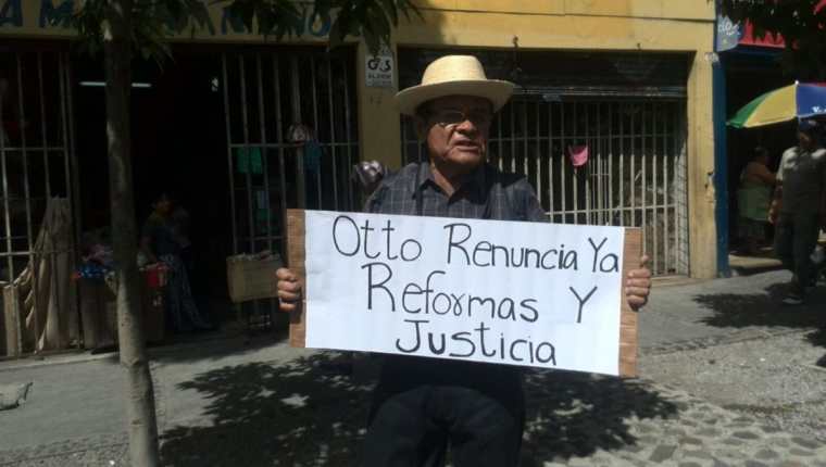 Grupos sociales y organizaciones convocan a los guatemaltecos para manifestar durante la semana en la capital. (Foto Prensa Libre: P. Raquec)