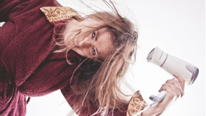 El secador de pelo tiene mucho más usos de lo que quizás te imaginas. (THINKSTOCK).