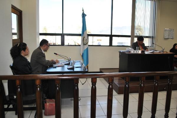 En el Juzgado Segundo de Instancia Penal de Quetzaltenango se llevaría a cabo la audiencia de primera declaración, pero Vivian Herrera no se presentó. (Foto Prensa Libre: Alejandra Martínez)