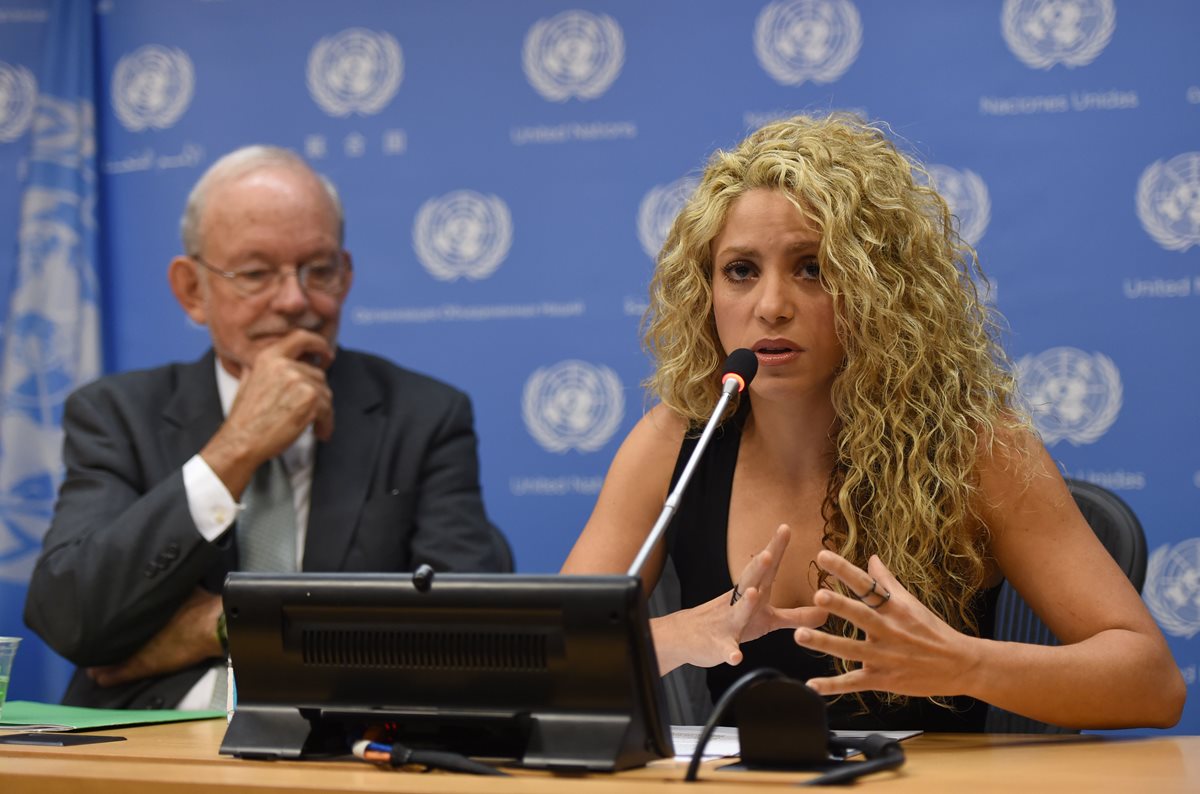 Shakira hizo un llamado a todos los países para que inviertan más en la educación. (Foto Prensa Libre: AFP)