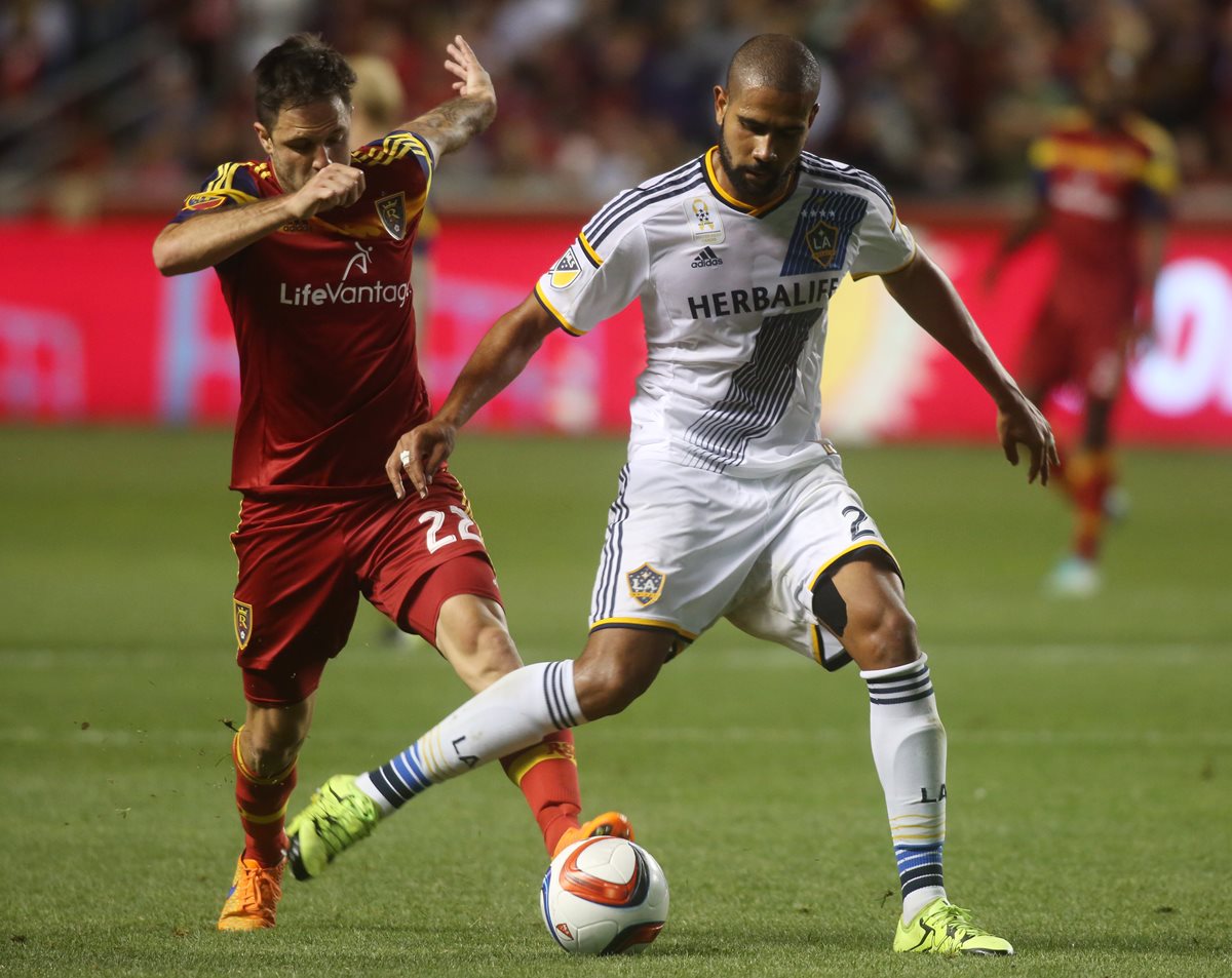 Tras enfrentarse el sábado pasado en la MLS el Real Salt Lake y el Galaxy de Los Ángeles están listos para sus respectivos compromisos en la Concachampions. (Foto Prensa Libre: AP)