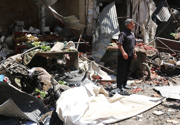 Daños causados por los bombardeos en Idlib, Siria. (AFP)