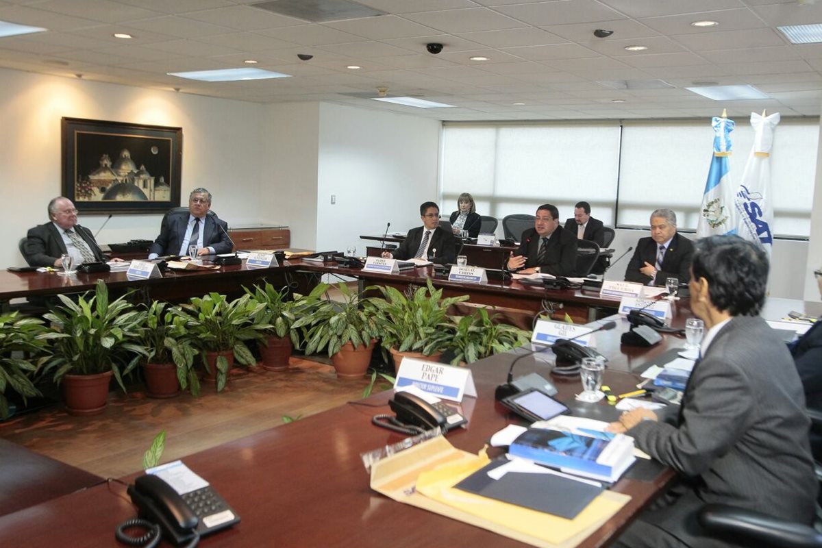 El nuevo jefe de la SAT deberá recuperar la recaudación tributaria. (Foto Prensa Libre: Álvaro Interiano).