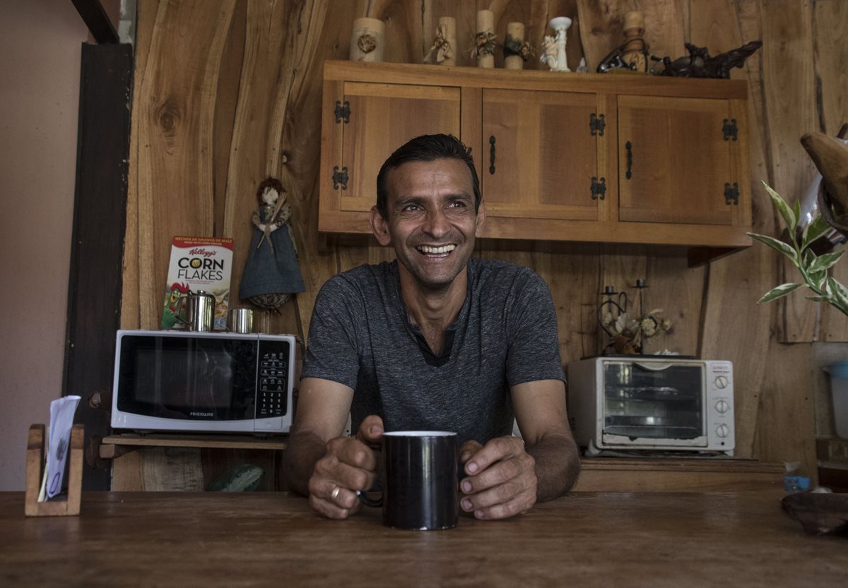 Didier Ureña, entrenador de porteros del equipo El Pedregoso, fue parte importante de la formación de Keylor Navas. Foto Prensa Libre: (AFP)