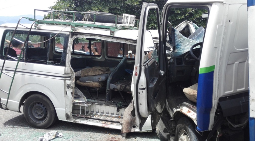 Lugar donde ocurrió el percance vial en la ruta entre Jalapa y Monjas. (Foto Prensa Libre: Hugo Oliva)