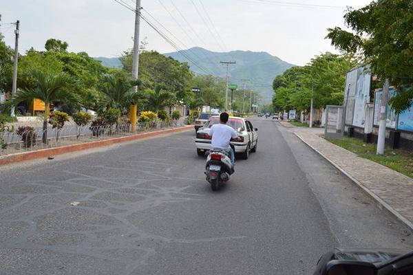 Abuso de la velocidad y falta de respeto al Reglamento de Tránsito son  las causas de la mayor parte de accidentes. (Foto Pensa Libre: Víctor Gómez)