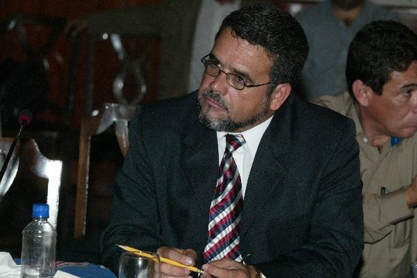 El diputado Manuel Barquin renunció al oficialismo para sumarse a la bancada Lider (Foto Prensa Libre: Archivo).