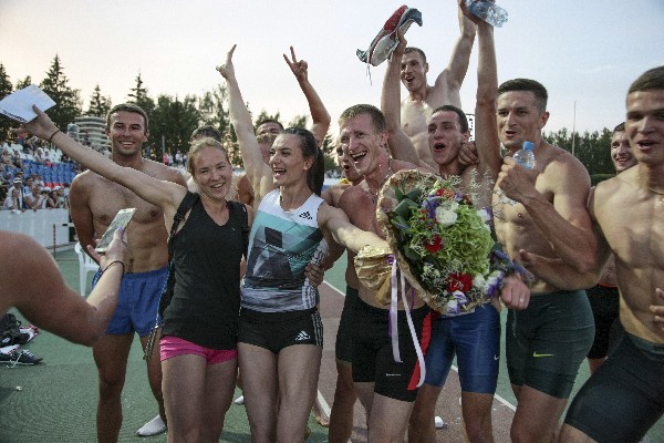 Las atletas rusas esperan participar en los Juegos Olímpicos de Río 2016. (Foto Prensa Libre: AP)