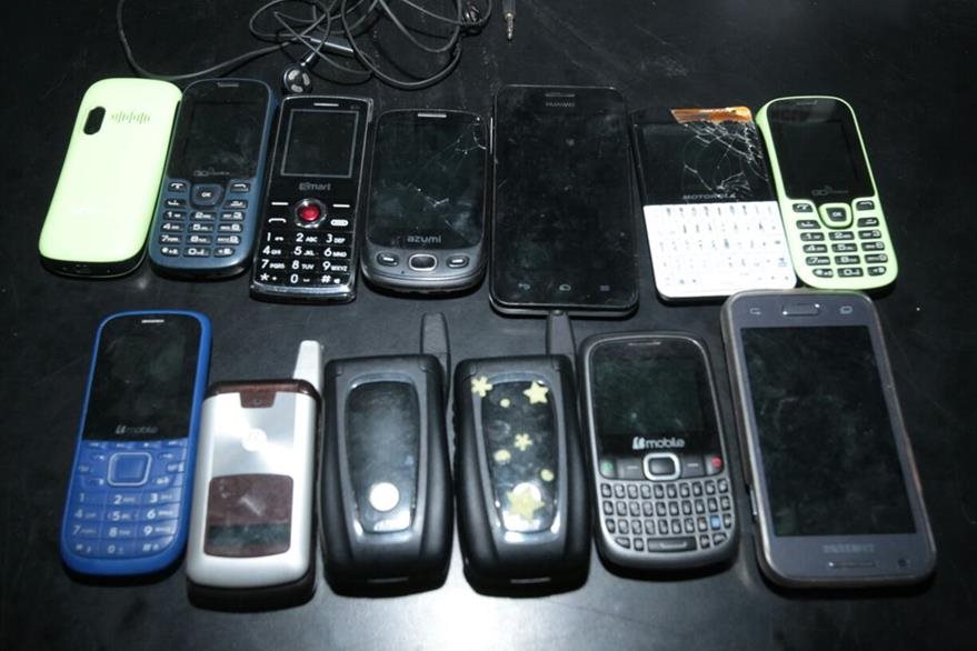 Autoridades recomiendan siempre realizar la denuncia por robo de un celular. (Foto Prensa Libre: Hemeroteca PL)