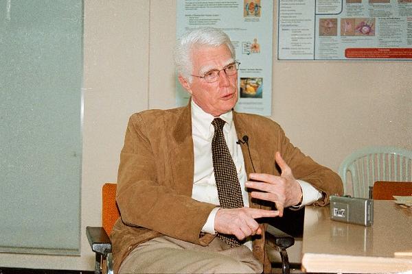 Aldo Castañeda médico y cirujano destacado por su contribución al tratamiento quirúrgico de enfermedad cardiaca congénita. (Foto: Archivo Prensa Libre)