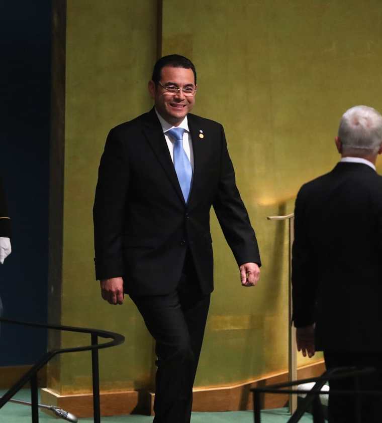 Jimmy Morales, presidente de Guatemala, ingresa al auditorio donde dio su discurso ante la 73 Asamblea de la ONU. (Foto Prensa Libre: AFP)