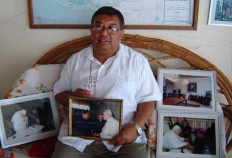 Óscar Julio Vian, cuando era obispo en Petén. (Foto Prensa Libre: Rigoberto Morales)