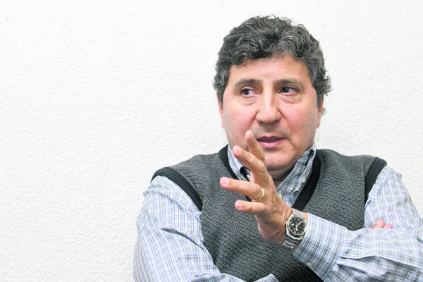 Luis Fernández Molina, exmagistrado. (Foto Prensa Libre: Estuardo Paredes)