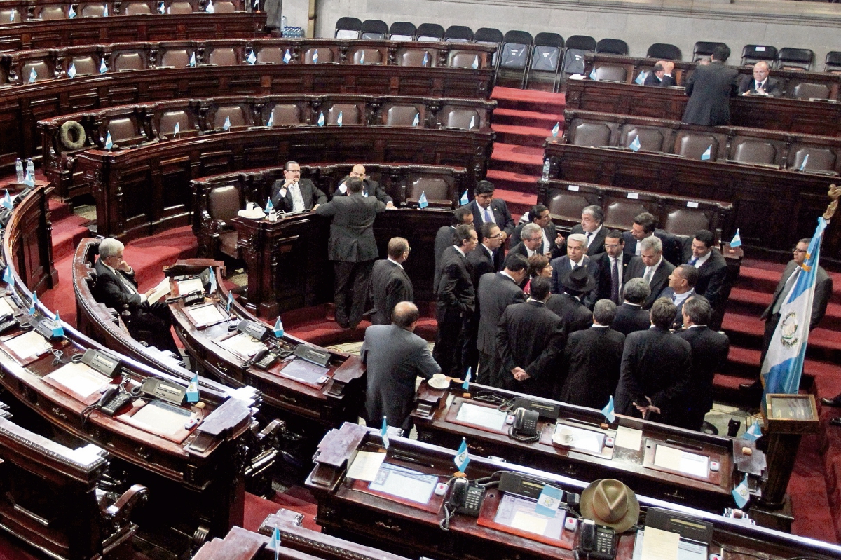 Tras acuerdos entre bancadas, se espera que el Parlamento elija al vicemandatario y apruebe el presupuesto general, entre otros asuntos vitales.