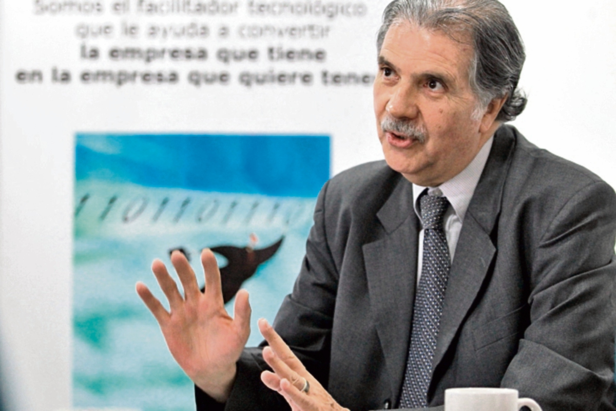 Fernando Martín del Campo afirma que se debe invertir en seguridad informática.(PL-Alvaro Interiano)