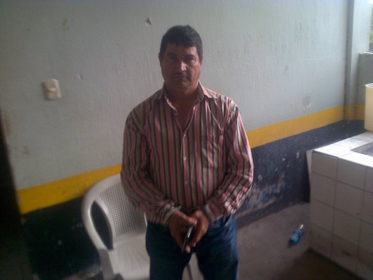Ricardo García Barrientos, de 52 años, fue detenido por la Policía Nacional Civil. (Foto Prensa Libre: PNC)