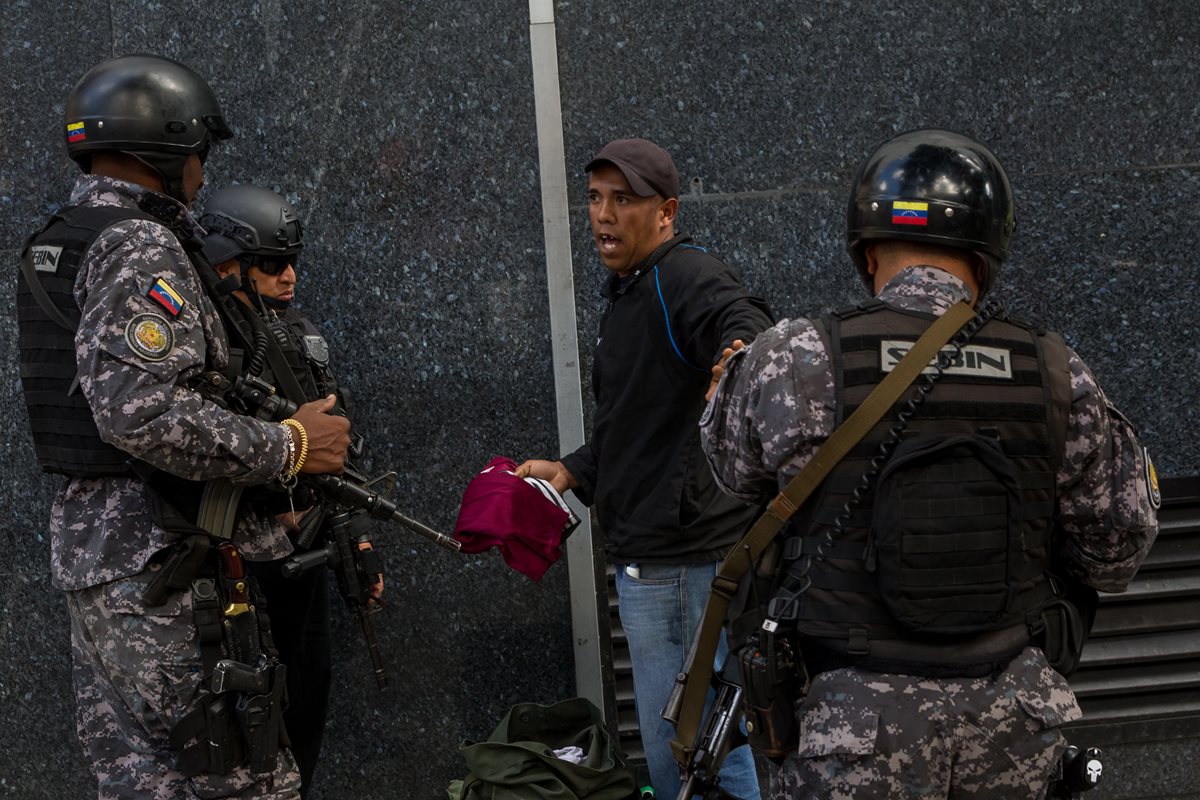 Venezuela se encuentra sumida en una crisis de violencia común. (Foto Prensa Libre: EFE).