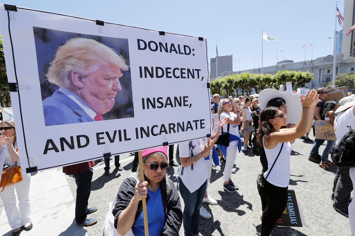 Una protesta en San Francisco, California, en contra de la separación de familias. (Foto Prensa Libre: EFE)