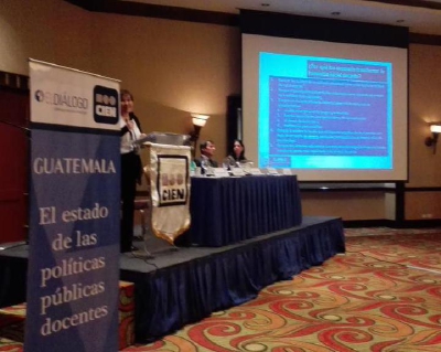 Una de las principales recomendaciones fue la capacitación constante de los docentes (Foto: Prensa Libre)