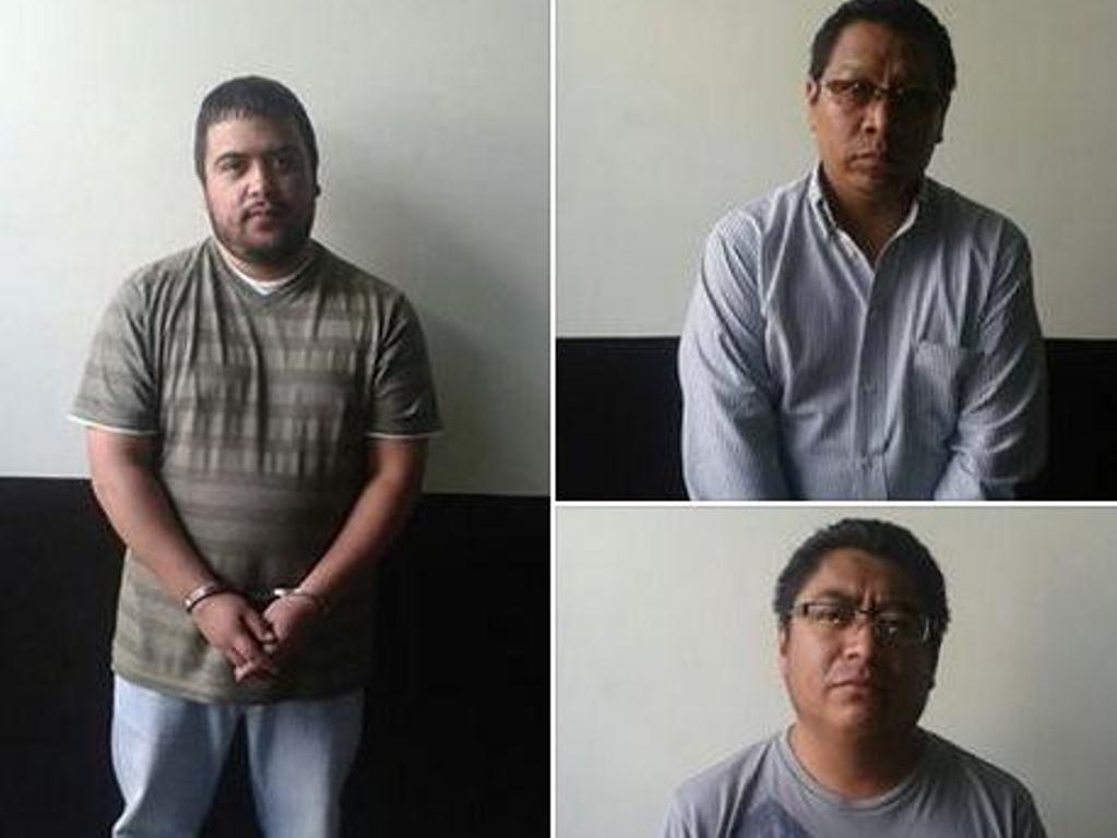 Los tres capturados sindicado de hurto agravado, en Quetzaltenango. (Foto Prensa Libre: PNC)