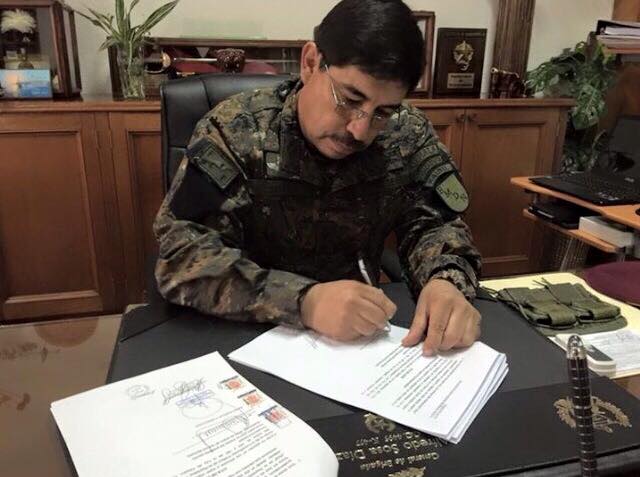 El jefe del EMDN Alfredo Sosa Díaz, firmó de forma inconsulta una inconstitucionalidad contra la Ley de Reconciliación Nacional. (Foto Prensa Libre: Facebook)