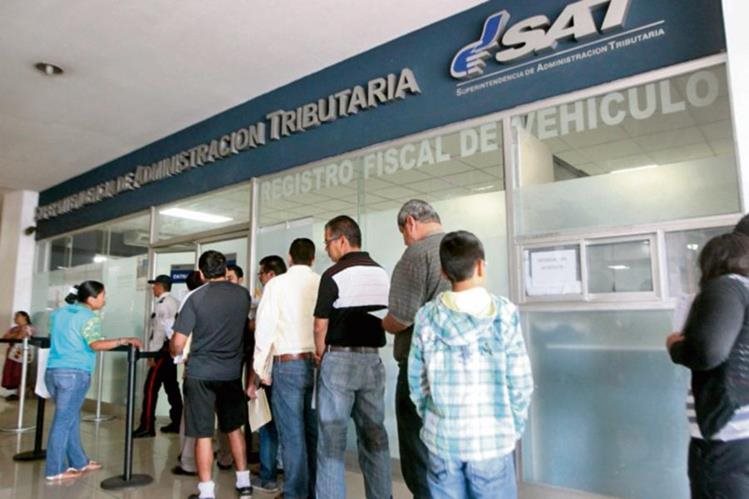 Las autoridades tributarias podrán requerir información bancaria. (Foto Prensa Libre: Hemeroteca PL)