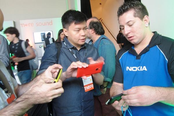 Los smartphones Lumia incursionan y presentan modelos 630, 635 y 930. (Foto Prensa Libre: Alfredo Vicente)