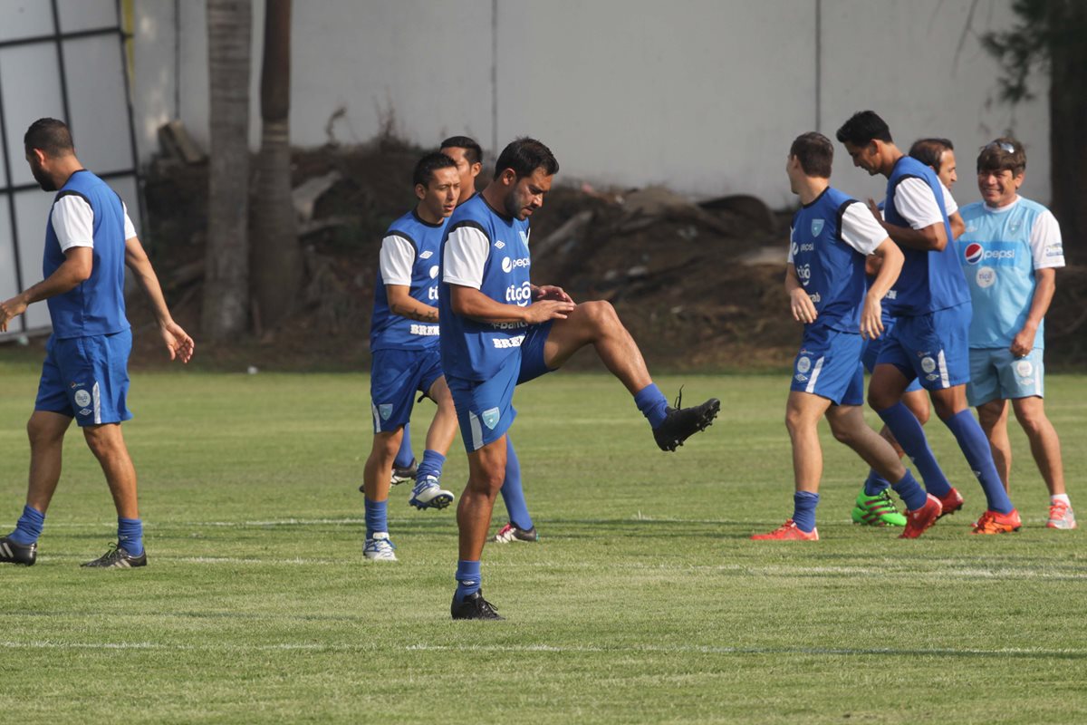 Carlos Ruiz juega su quinta eliminatoria mundialista y fue el último jugador en anotarle a Estados Unidos. (Foto Prensa Libre: Norvin Mendoza)