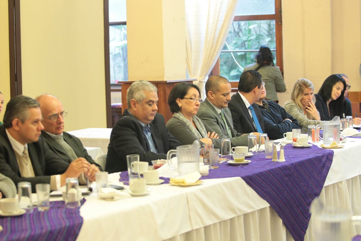 Sectores de la sociedad buscan vigilar el proceso de selección de magistrados de la CC. (Foto Prensa Libre: Erick Ávila)
