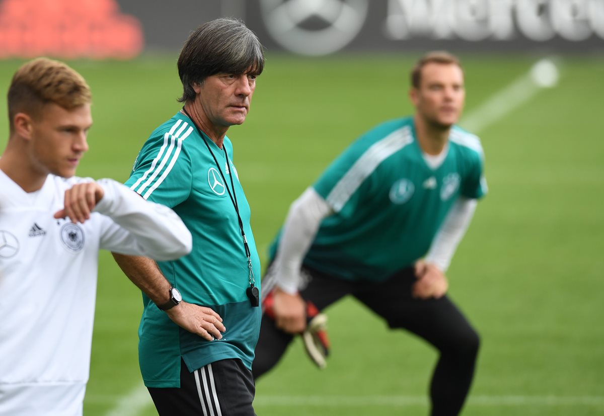 Joachim Löw espera que Alemania vuelva a recuperar su nivel. (Foto Prensa Libre: AFP)