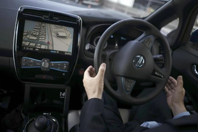 Nissan prueba vehículo autónomo. (Foto Prensa Libre: AP)
