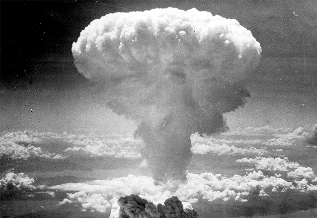 La nube en forma de hongo de la explosión de la bomba atómica se convirtió en un símbolo. Explosión del bombardeo a Nagasaki el 9 de agosto de 1945. (Foto: Hemeroteca PL)