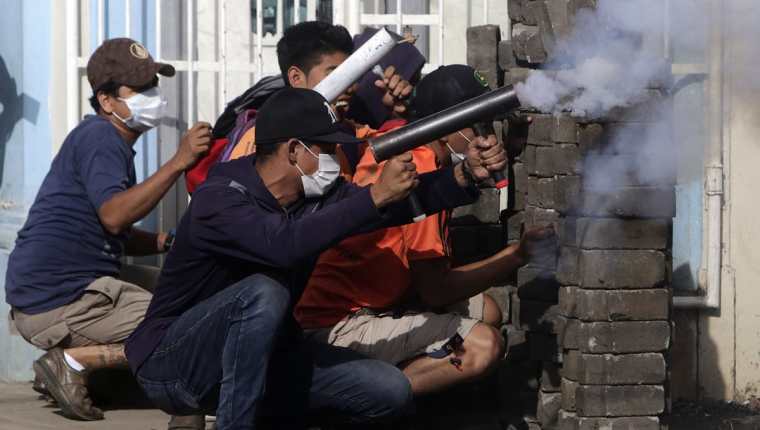 Las violentas protestas no dan tregua en Nicaragua. (Foto Prensa Libre: AFP)