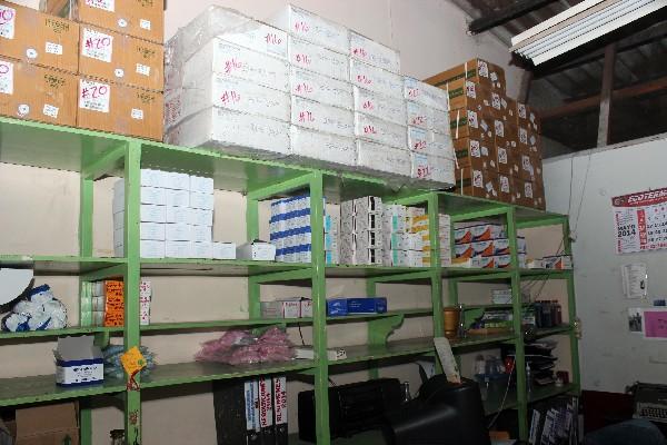 Sindicalistas y   pacientes del Hospital Nacional de Jalapa se quejan de  falta de medicamentos e insumos. Las bodegas están parcialmente abastecidas. (Foto Prensa Libre: Hugo Oliva)