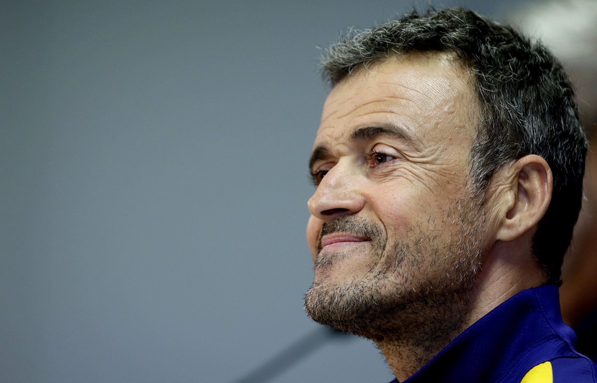 El entrenador del FC Barcelona, Luis Enrique Martínez, habló en conferencia de prensa antes del partido de Liga que mañana disputarán ante la Real Sociedad. (Foto Prensa Libre: EFE)