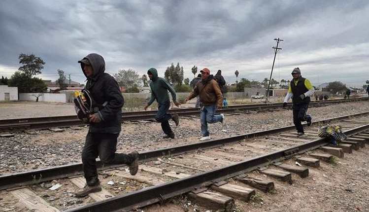 Autoridades advierten de los constantes peligros para los inmigrantes durante la travesía por México. (Foto: Hemeroteca PL)