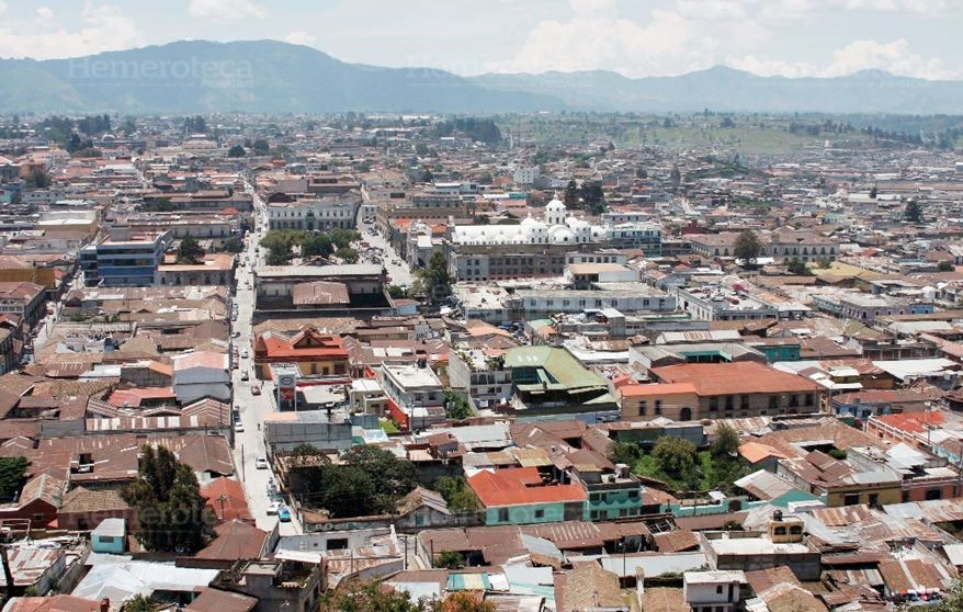 Vista de Xelajú, desde La Pedrera. (Foto Prensa Libre: Hemeroteca PL)