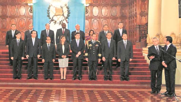 El presidente Jimmy Morales tardó varios días en integrar el gabinete de su gobierno. (Foto Prensa Libre: Hemeroteca PL)