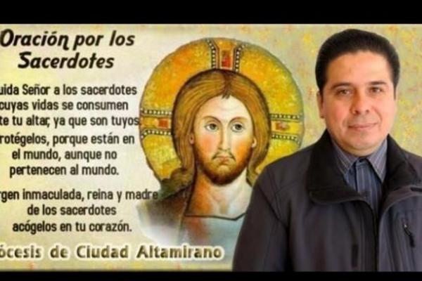 El sacerdote de la Iglesia católica Gregorio López Gorostieta murió por asfixia. (Foto Prensa Libre: EFE.)