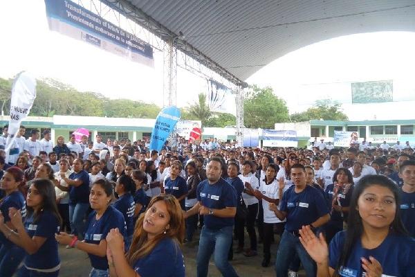 Unos mil  500 jóvenes participan en el primer encuentro  con  el lema "Transformando el futuro de la juventud: Previniendo embarazos en la adolescencia", organizado por el Área de Salud de Santa Rosa.